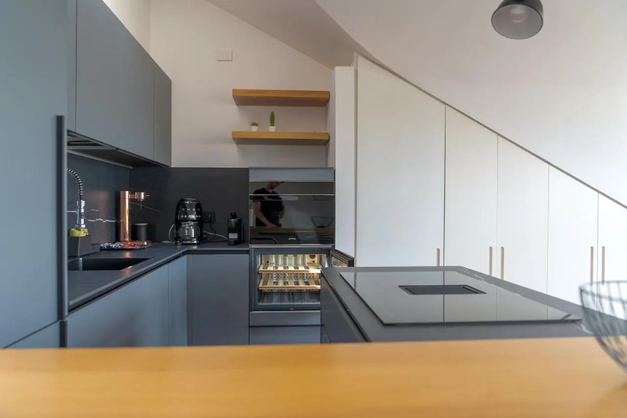L'Arche Comfort & Relax - Skyline Apartment Milan