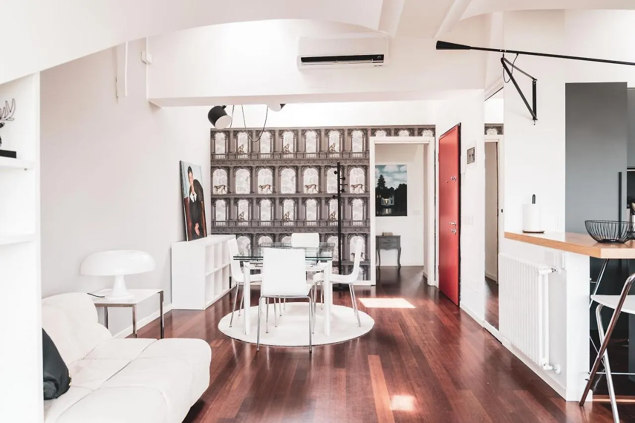 L'Arche Comfort & Relax - Skyline Apartment Mailand